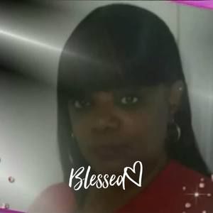 Meet your Posher, Pamela